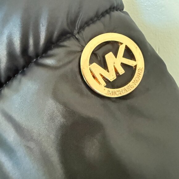 Michael Kors Kids Black Puffer Jacket Quilted Pink Fleece Lined MK Logo Zipper - Picture 4 of 16
